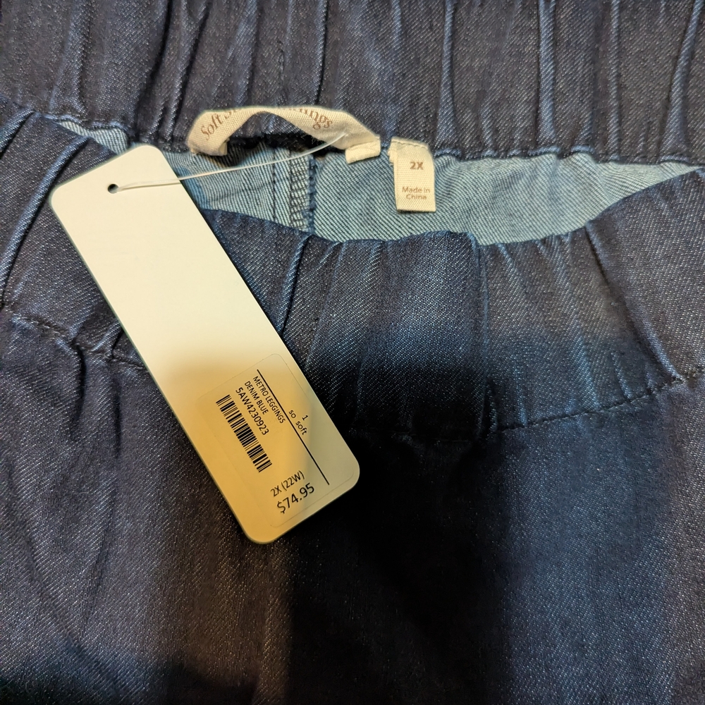 NWT Soft Surroundings Women's Dark Blue jeans - Picture 3 of 6